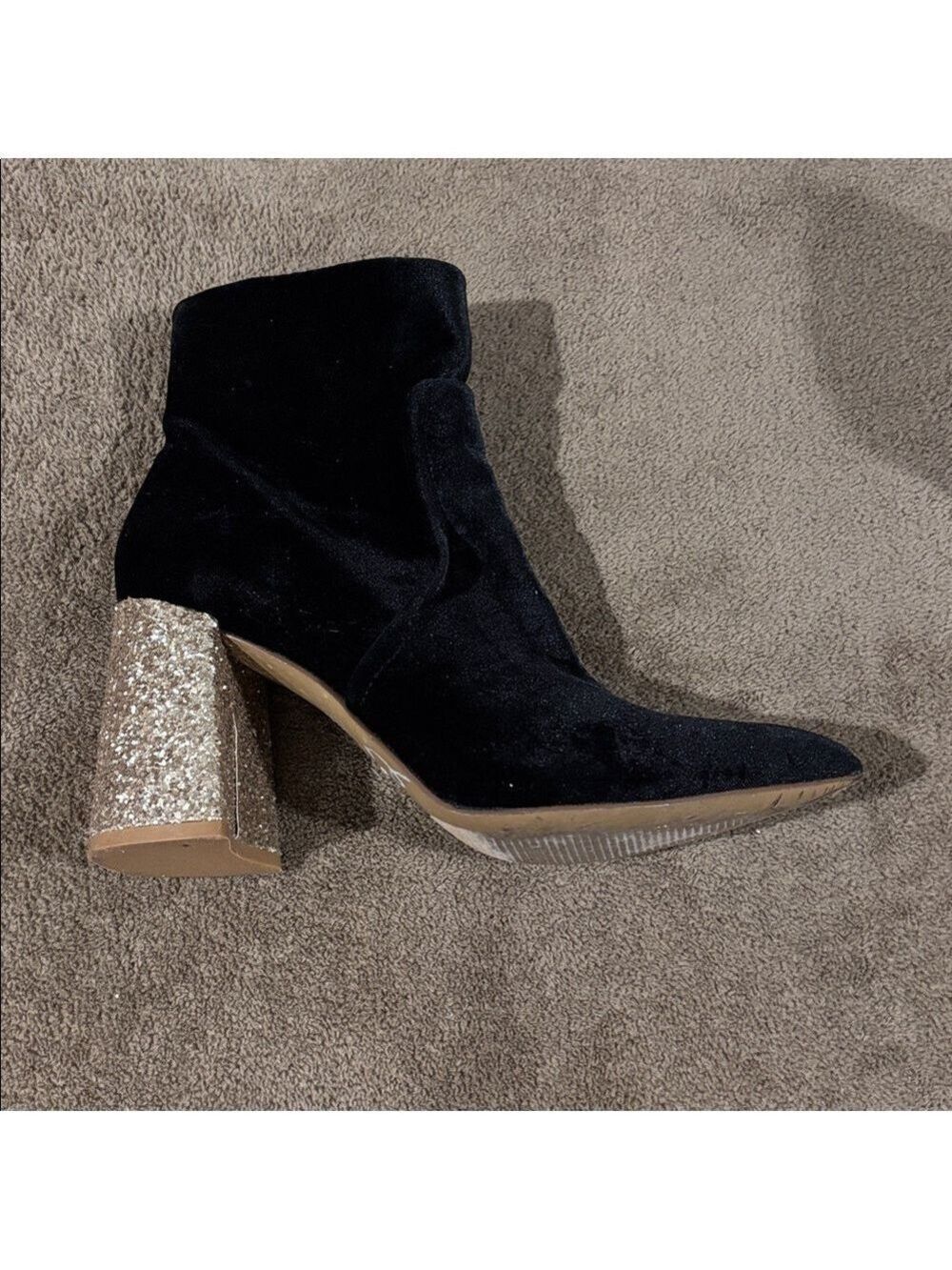 Betsey Johnson Kacey Black Velvet Pointed Toe Ankle Booties - Size 9 - Picture 3 of 11